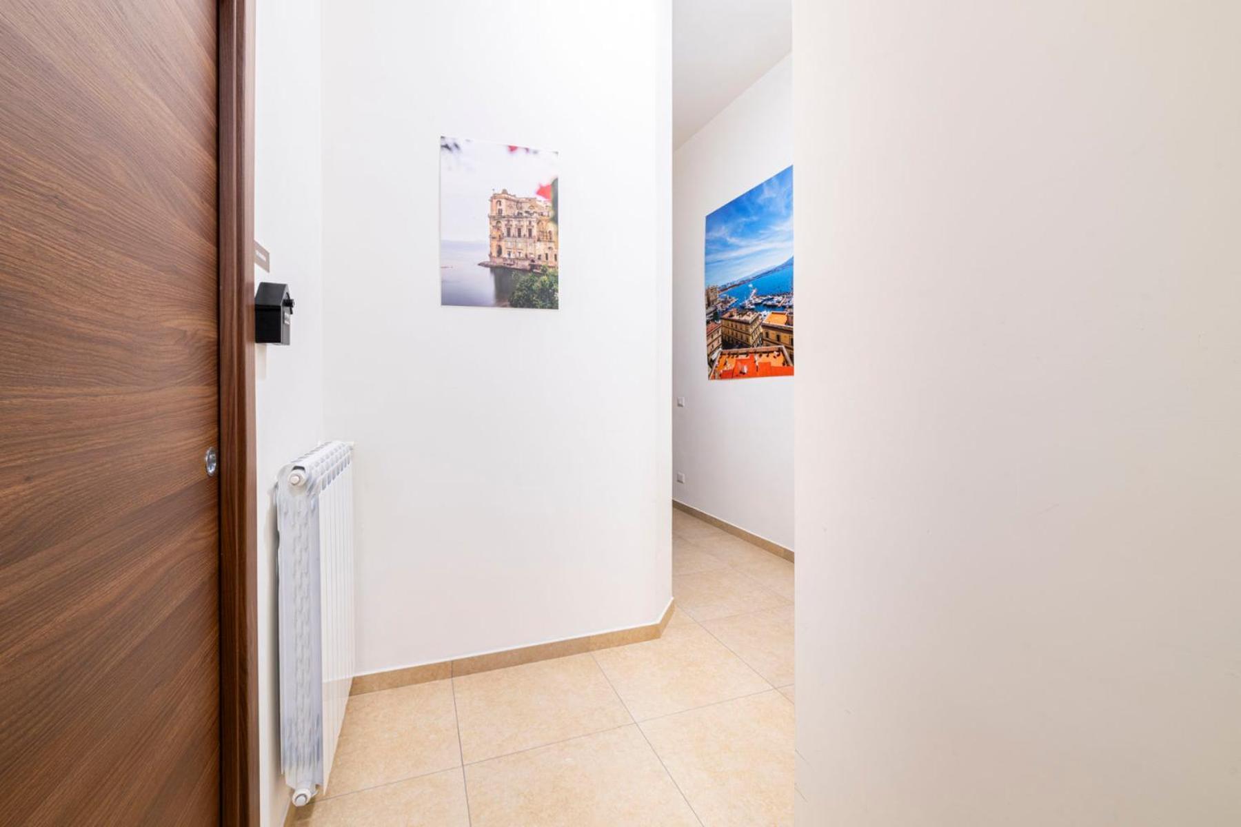 Corso 138 - Sleep & Fly - By Domusextra Bed & Breakfast Napoli Ngoại thất bức ảnh